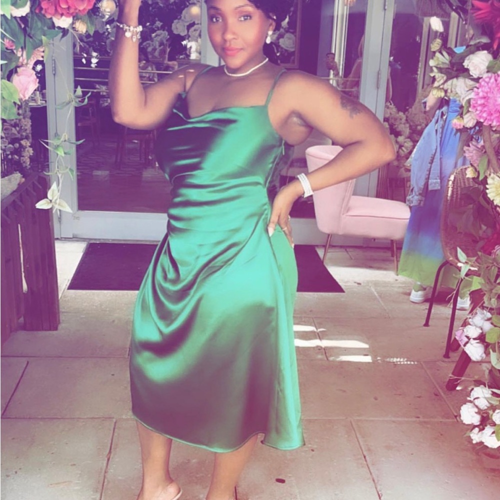 Montego Green Satin Side Slit Dress in good condition pre-owned